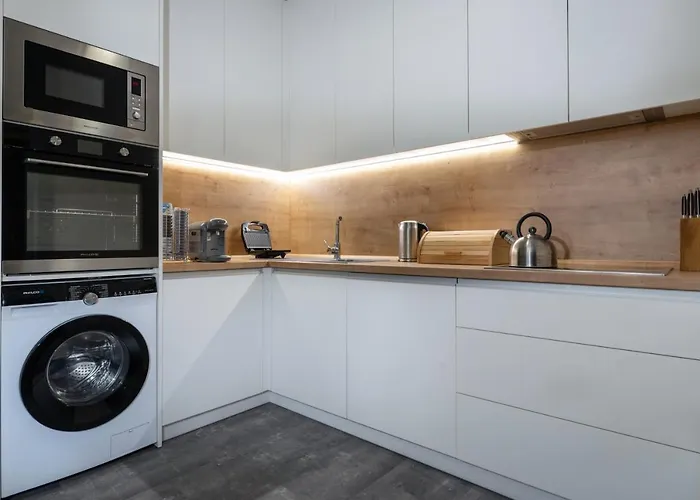 Lm - Moderny A Velky 90m2 - V Centre Mesta * Lipótszentmiklós